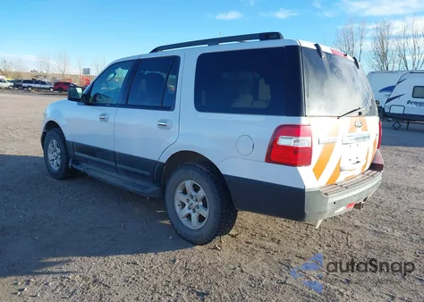 2013 Ford Expedition Xl z USA, uszkodzony, nr VIN 1FMJU1G52DEF49218